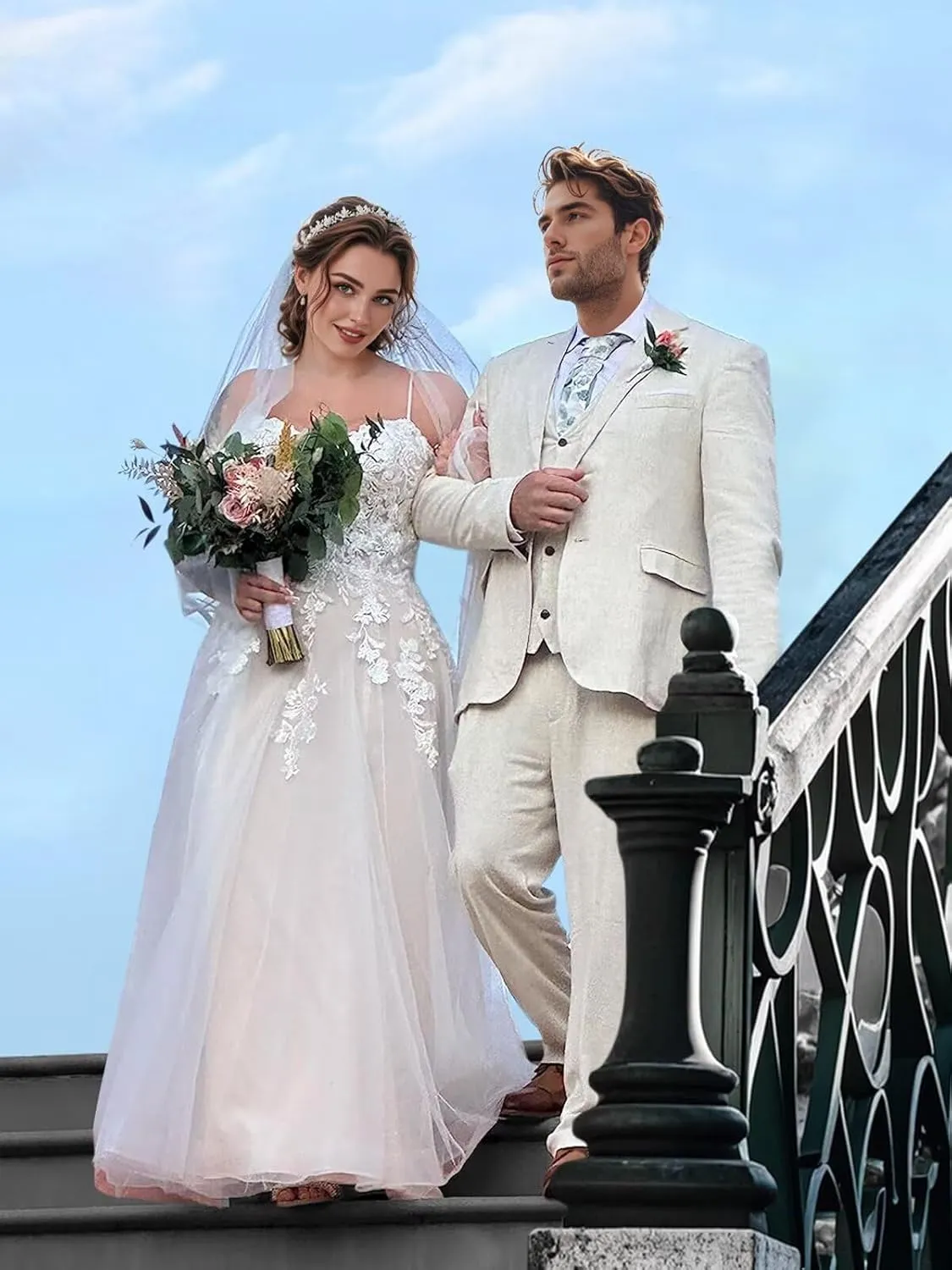 Men's Linen Suit 3 Piece Summer Slim Fit Blazer Set for Beach Weddings Parties Casual Business Jacket Vest Pants