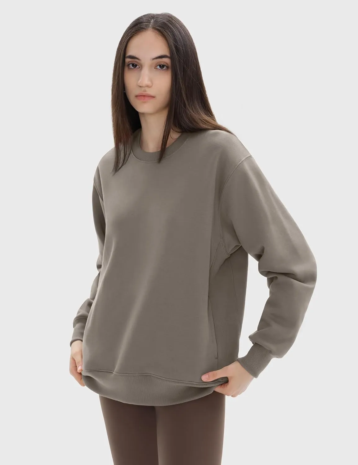 PUMIEY Women's Oversized Sweatshirts Fleece Crew Neck Hoodies with Pockets Long Sleeve Pullover Tops Three-No Collection
