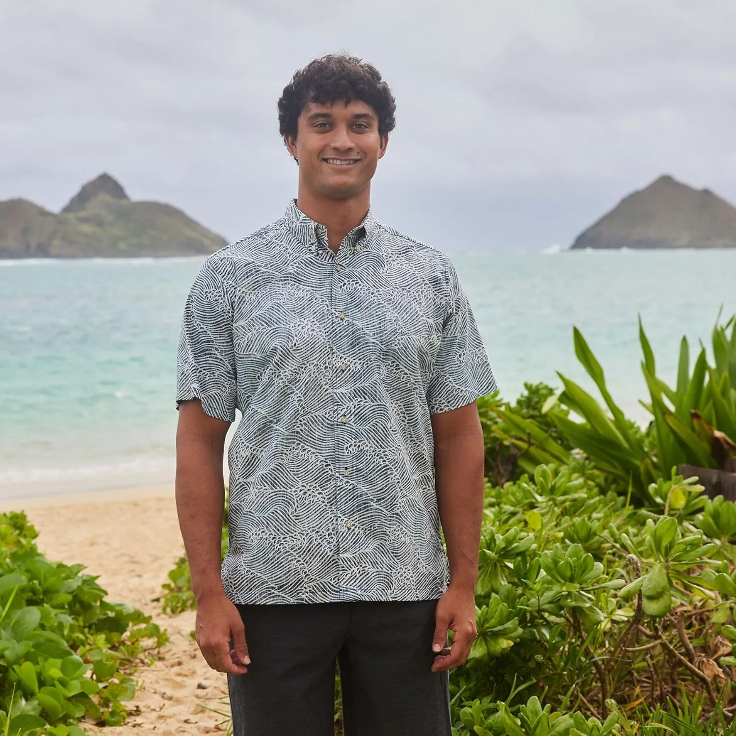 Reyn Spooner Oceanic Hawaiian Aloha Shirt - Tailored Button Front