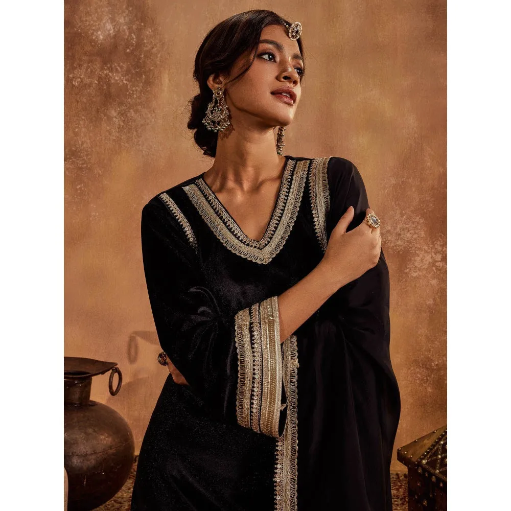 Roze Aayat Kurta with Pant & Dupatta (Set of 3)