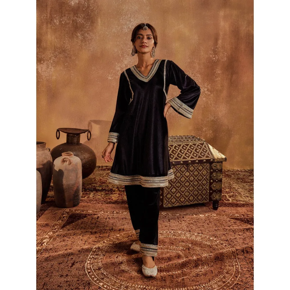 Roze Aayat Kurta with Pant & Dupatta (Set of 3)