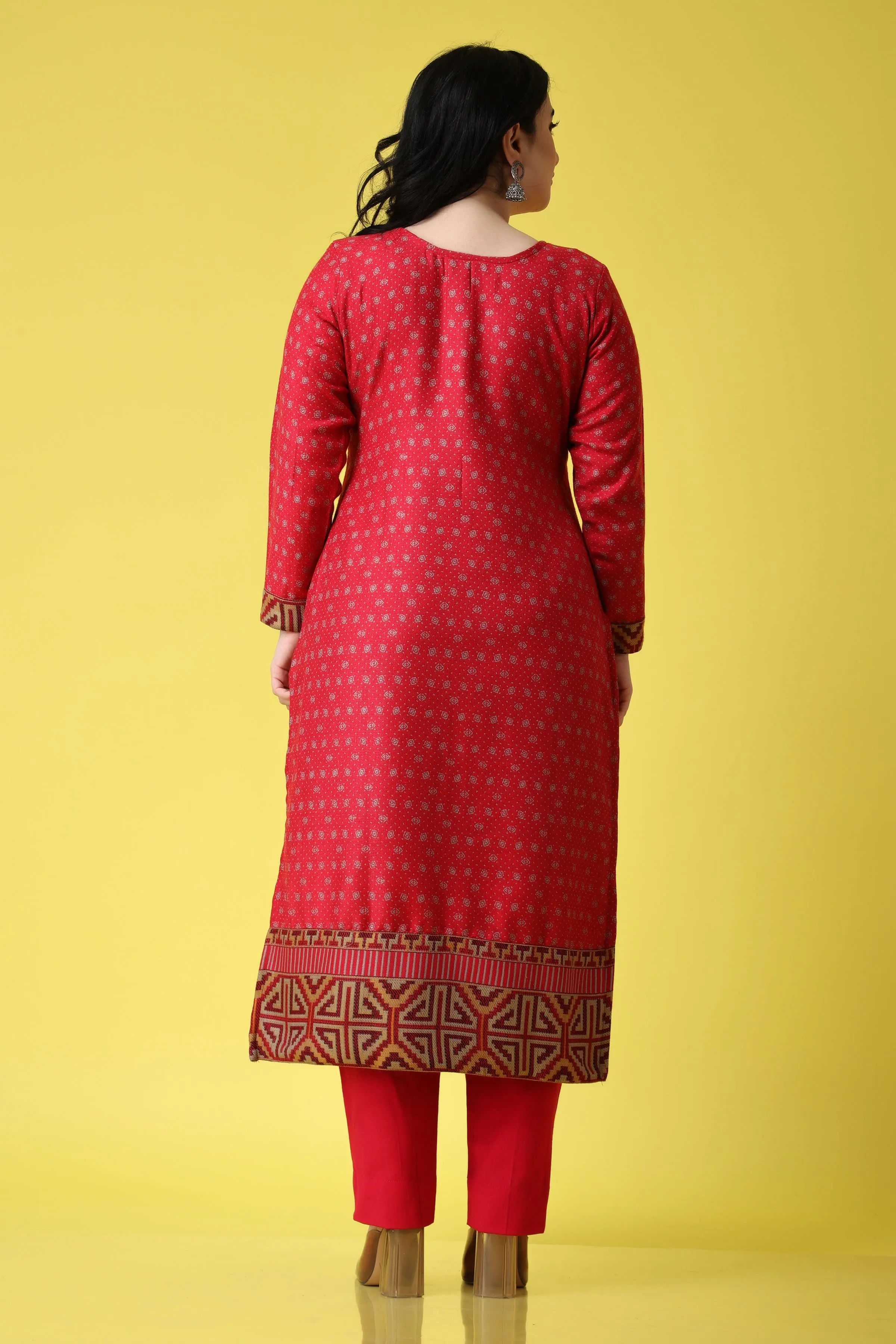Spicy Touch Woollen Kurta Set