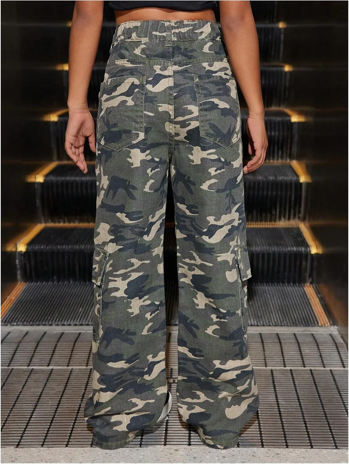 WDIRARA Girl's Y2K High Waisted Wide Leg Camo Jeans Elastic Baggy Denim Pants with Pockets