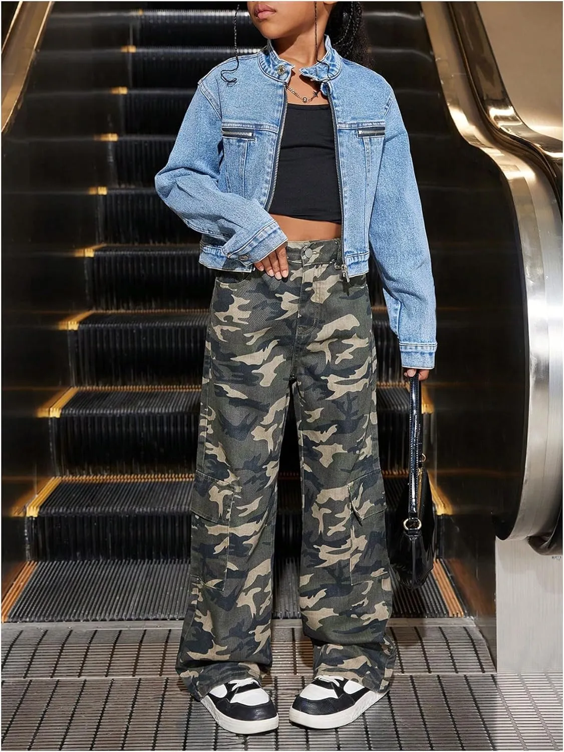 WDIRARA Girl's Y2K High Waisted Wide Leg Camo Jeans Elastic Baggy Denim Pants with Pockets