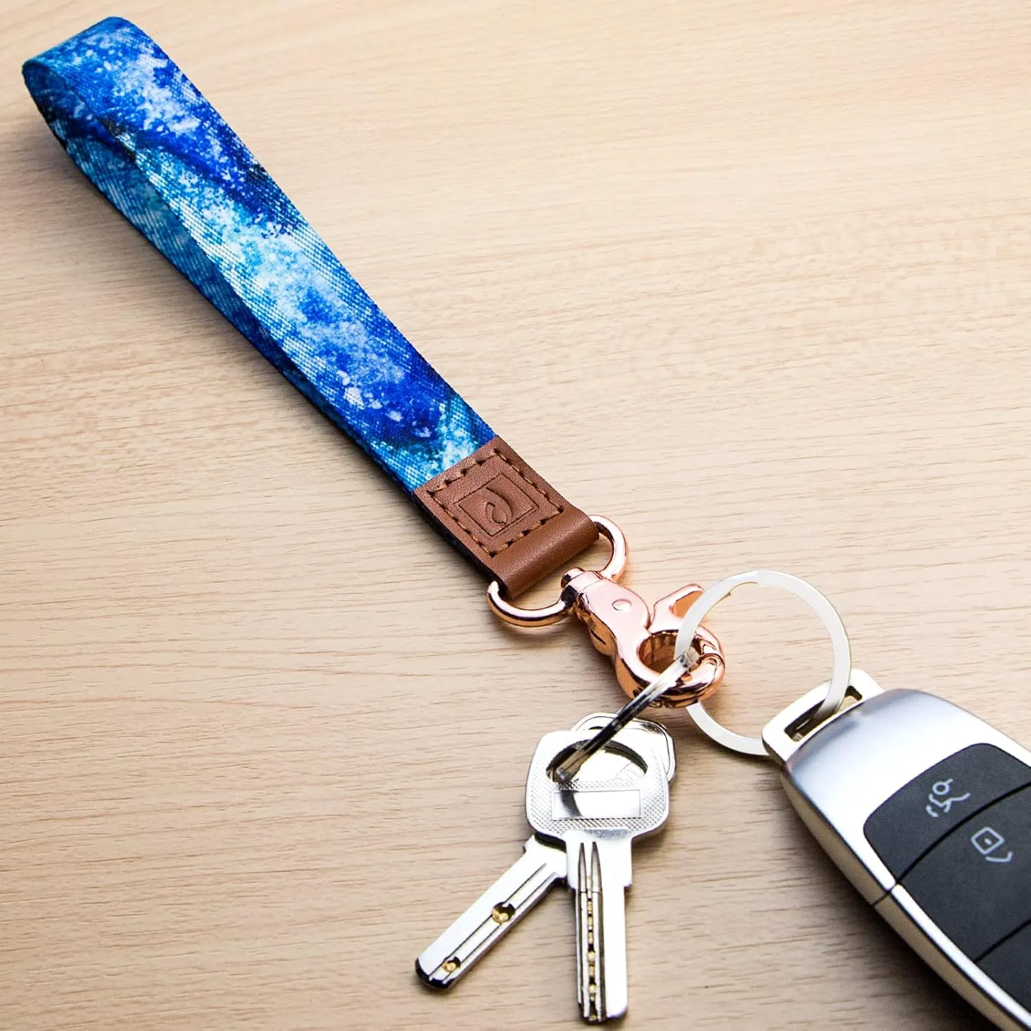 Wrist Lanyard Key Chain, Keychain Wristlet for Key & ID Badge, Keychain Wristlet for Women & Men, Wristlet Strap for Keys, ID Holders (Q)